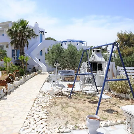 Stavros Ξενοδοχείο με διαμερίσματα 4*