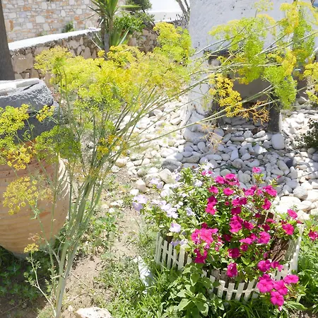 Stavros Ξενοδοχείο με διαμερίσματα 4*