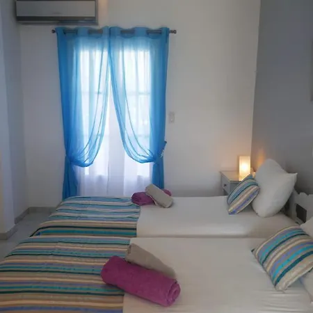 Stavros 3*