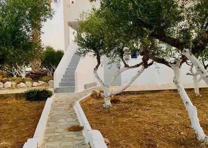 Stavros Aparthotel 4*