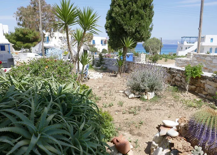 Aparthotel Stavros Logaras