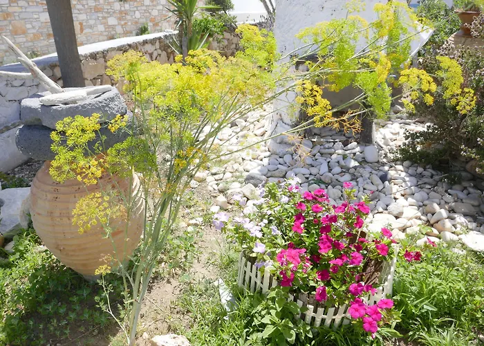 Stavros Aparthotel 4*